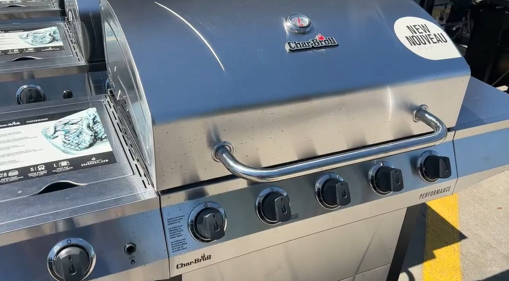 Char-Broil 463377319 4-Burner Liquid Propane Gas Grill Review & Test