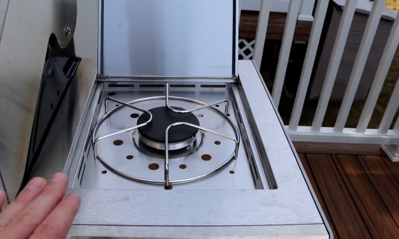 Monument Grills Larger 4-Burner Maintenance and Cleaning