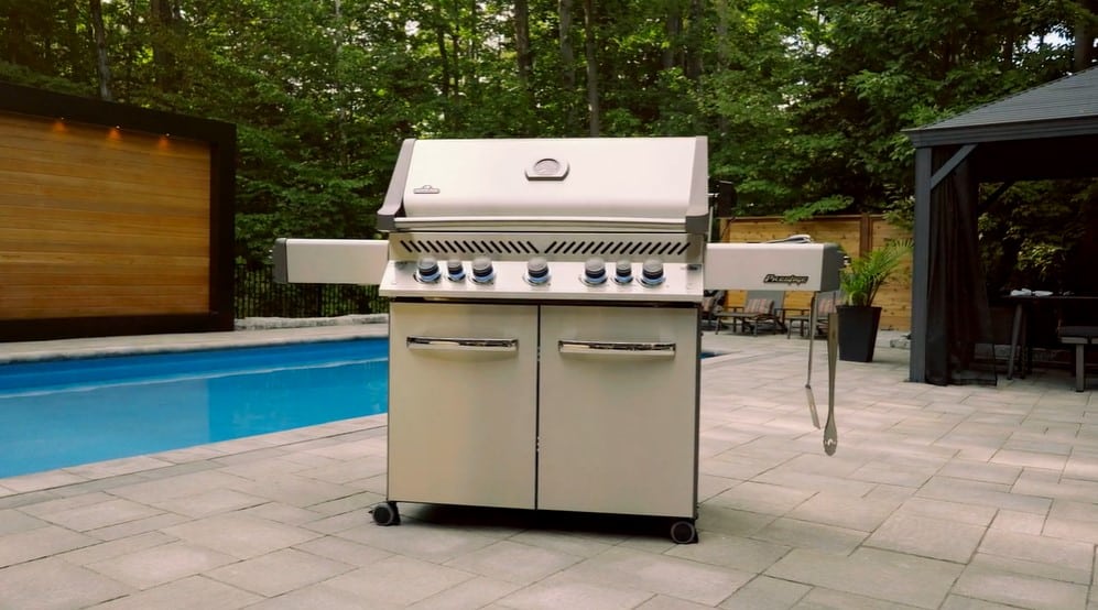 Napoleon P665NSS Prestige 665 Natural Gas Grill Review & Test
