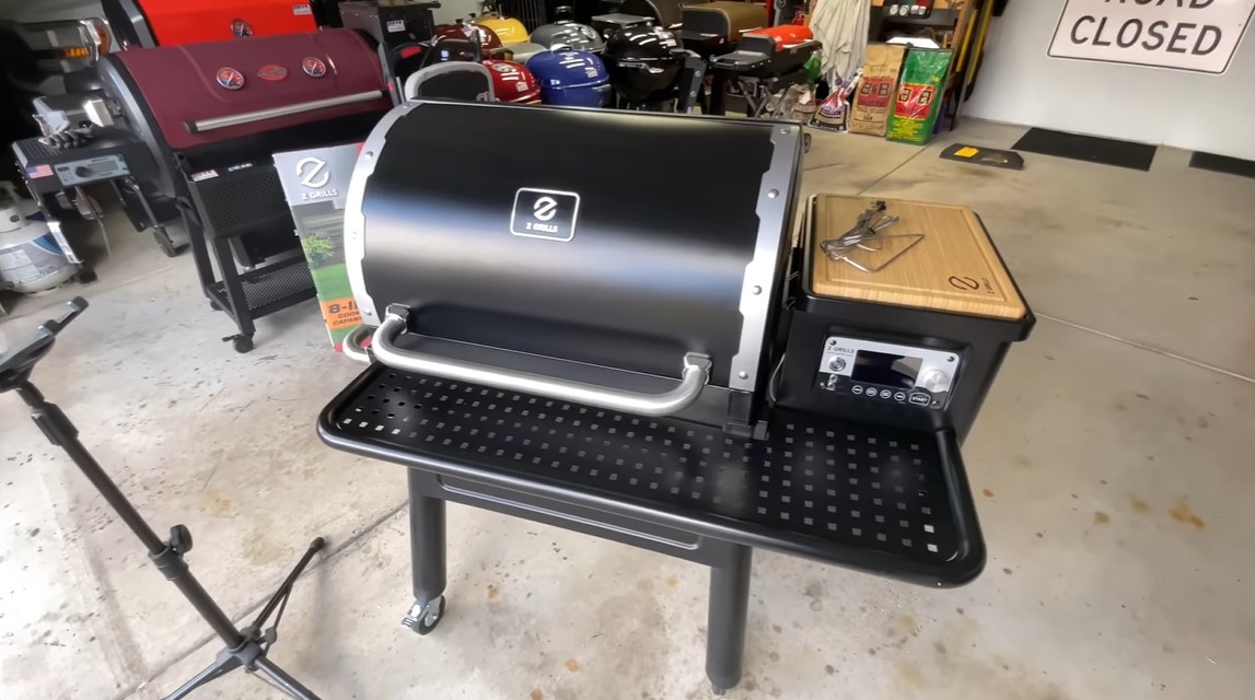 Z GRILLS 7052B Wood Pellet Grill and Smoker Review & Test